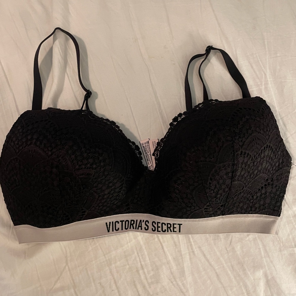 Victoria’s Secret lace tshirt bra